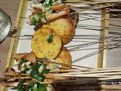 -街角等你.大连海鲜烧烤.经典铁板海鲜串(西安路店)