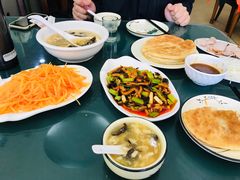 -李连贵酒家熏肉大饼(昆明街店)