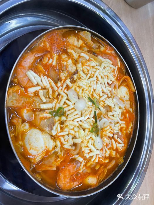 三清洞摩西韩式年糕火锅(威高广场店)图片
