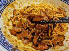 蛤蜊猪肝面-沪西老弄堂面馆(定西路店)