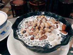 鲜奶西米露-民信老铺(华盖路店)