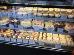 -红宝石·鲜奶小方·海派西点房(丰庄店)