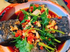 老长沙臭豆腐-琥珀老六龙虾(四里河店)