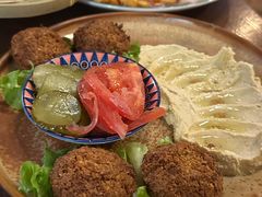 Hummus (one bread) 鹰嘴豆-Uncle Kosto科斯托·中东菜