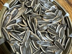 瓜子-平娃三宝烧烤·面食(南小街店)