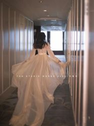 -Lady  Jane高端婚纱礼服馆