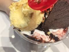 -DQ·蛋糕·冰淇淋(大宁国际商业广场店)