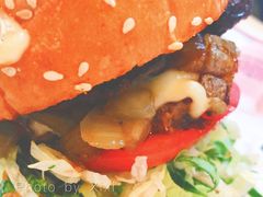 -The Habit Burger Grill 哈比特汉堡(复兴soho店)