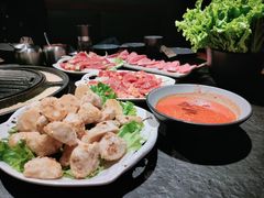 -七甲山烤肉(长白山奇石山珍根艺一条街店)