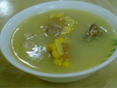 玉米排骨汤-梅园食堂
