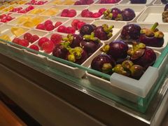 -涨巢·潮玩水疗局