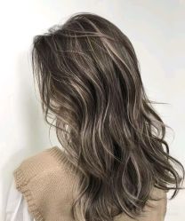 -镁连社·美联社