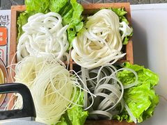 -碰湘地·鲜切牛肉麻辣烫(新世纪家园店)