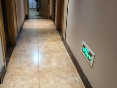 -金色印象·4K影院式足体养生(杨家坪西郊店)