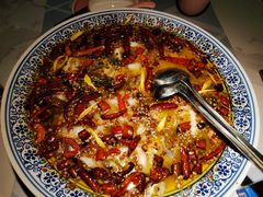 老坛子酸菜鱼-桂二老坛酸菜鱼(三街两巷店)