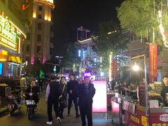 -吉庆街美食广场