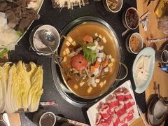 -顶顶汤火牛排火锅·经典铜锅涮肉