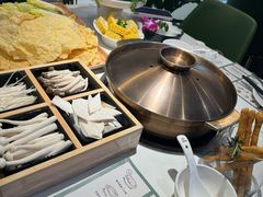 -烹然四季椰子鸡火锅(姚家园万象汇店)