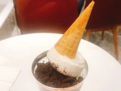 金酒杯椰子雪球-奈雪的茶(新天地广场PRO店)