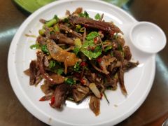 -邱二餐馆