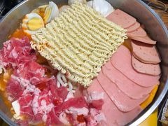 -辛明堂洞韩式芝士年糕火锅(万达店)