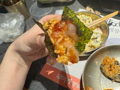 -草家酱蟹炭火烤肉店(珲春南路二店)