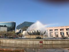 -泉城广场