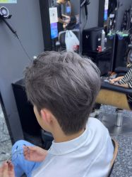 -藤野造型专业烫染接发