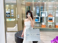 -109度二手奢侈品手表包包珠宝回收(新天地店)