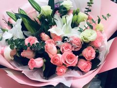 -雪蔓之鲜花气球派对(家佳源时代中心店)