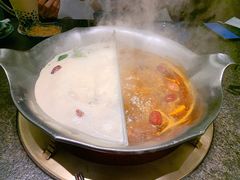 -湊湊火锅·茶憩(打浦桥日月光店)