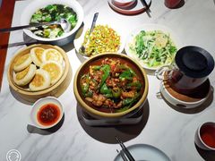 -湘西小馆(滨河路店)