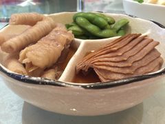 -品悦酒店(三林古镇店)