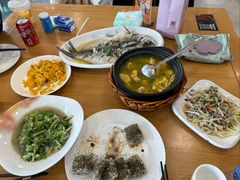 -品鲜村农家菜·阳澄湖大闸蟹(总店)