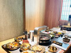 -草家酱蟹炭火烤肉店(珲春南路一店)