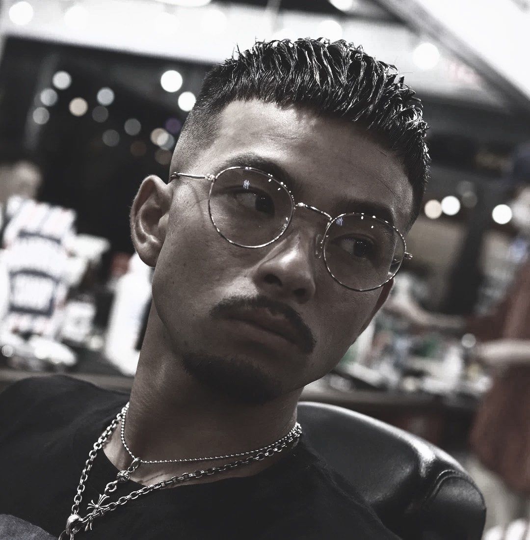 undercut的感觉出来效果就是不一样,渐变飞机头