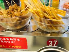 -百品聚旋转火锅(万德庄店)
