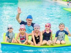 -龙格亲子游泳•水育早教运动中心