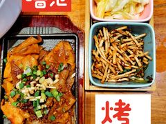 -怪噜范·老贵阳街头名小吃(鸿通城店)