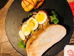 -HIGH FIVE哈福手工汉堡(桂林路店)