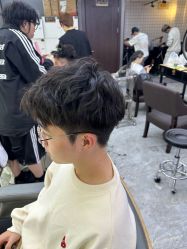 -藤野造型烫发染发