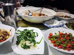 -鄱阳湖·江西小炒·瓦罐煨汤(五道口店)