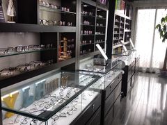 -视野联行眼镜蔡司·依视路官方授权店(顺城店)