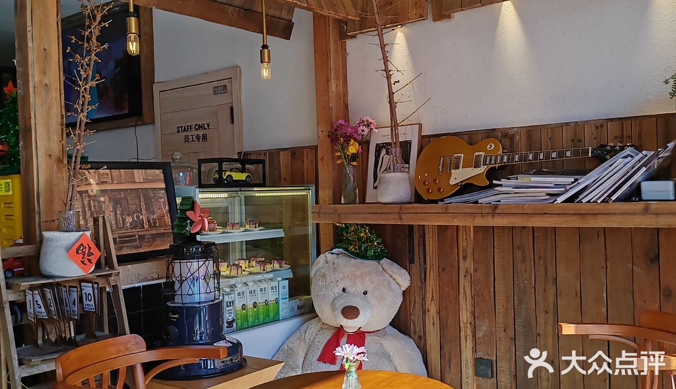 不要轻易在咖啡店吃甜品[可怜]