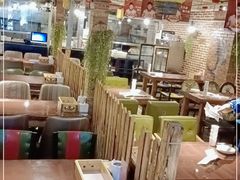 大堂-三个大叔烤羊肉串·炭炉砂锅菜(西三旗店)