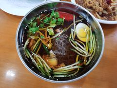 东北大冷面-雪乡人家东北菜·铁锅炖一切(高斯路店)