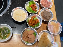 -周小明火锅(黑金冠社区店)