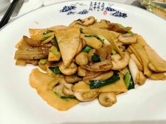 冬笋炒蘑菇-宁海食府(大剧院店)