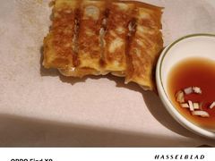 玉米猪肉锅贴-春家·非遗手工小吃(徐汇万科广场店)