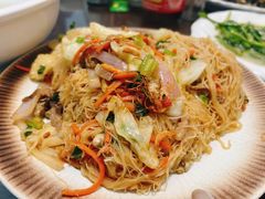-三姐妹·海鲜大排档